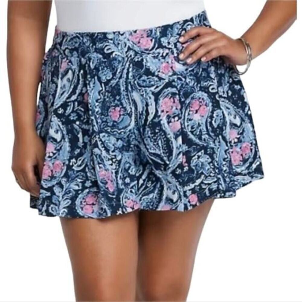 Torrid Womens Plus Size 3 Navy Blue Pink Paisley Floral Flowy Pull On Shorts